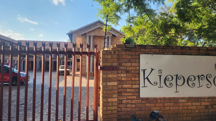 1 Bedroom Property for Sale in Rustenburg North West